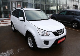 Черри иваново. Чери Тигго фл белая. Chery Tiggo 3 i 1.6 CVT (126 Л.С.) С пробегом. Чери Омск. Внедорожник черри 2010 года белая видео обзор.